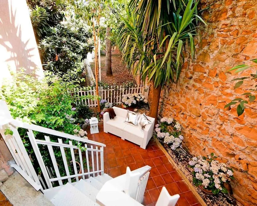 רומא Charming Patio Apartment Trastevere -Topcollection 0*,