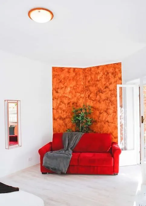 רומא Charming Patio Apartment Trastevere -Topcollection