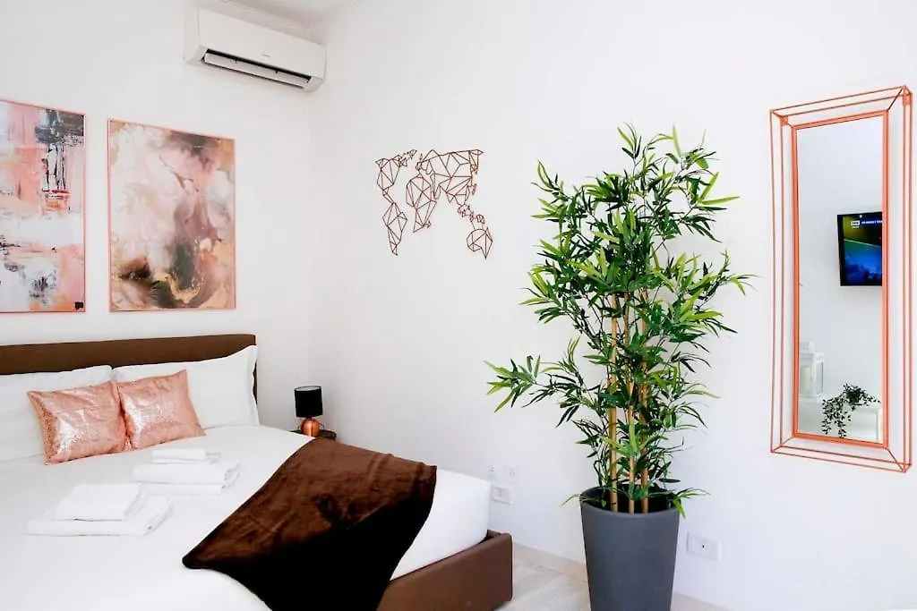 רומא Charming Patio Apartment Trastevere -Topcollection